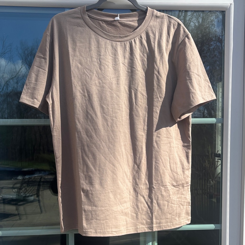 Men's Tan T-Shirt NWT